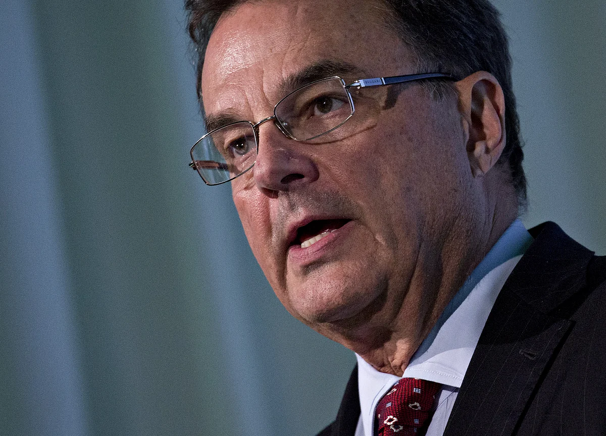 Craig Phillips Leaves Treasury Before Fannie Report Is Finished