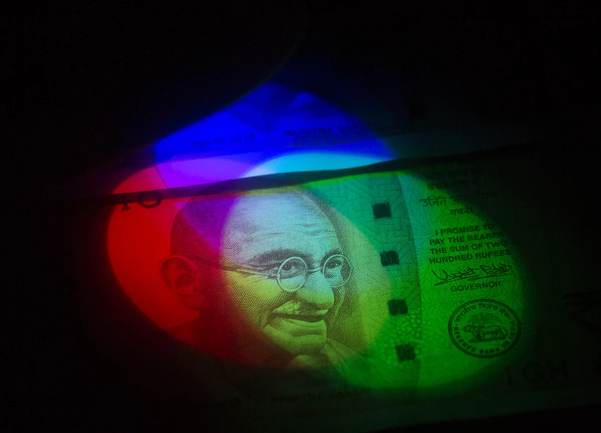Modi Victory Makes India's Rupee Double-Edged Sword for RBI