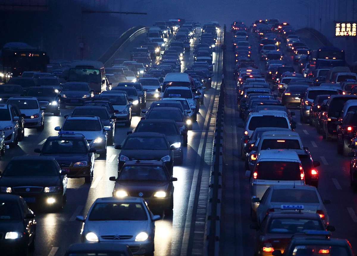 China Seeks to Boost Car, Electronics Sales as Economy Slows