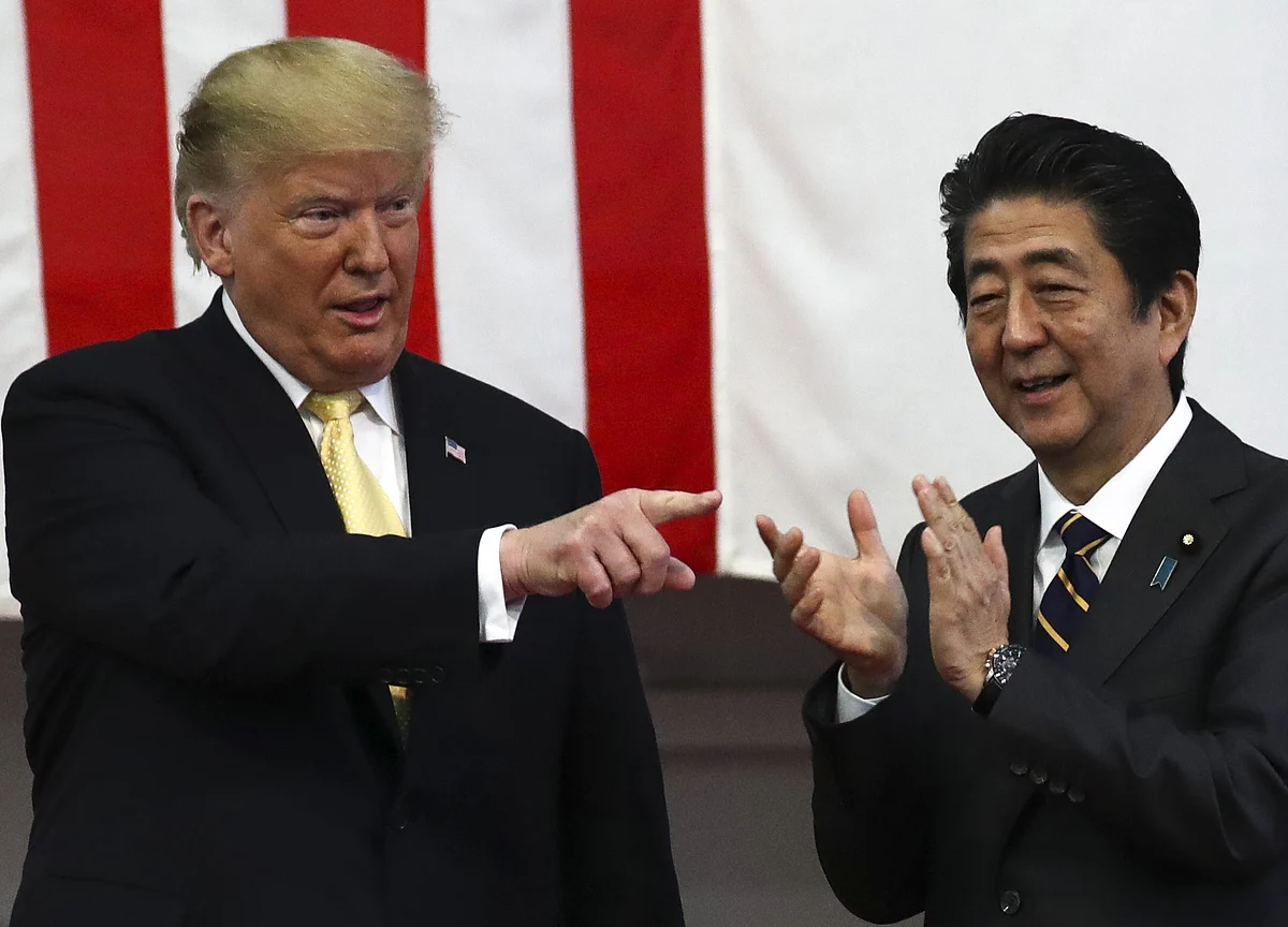 Japan’s Abe to Visit Iran in Bid to Ease Tensions With U.S.