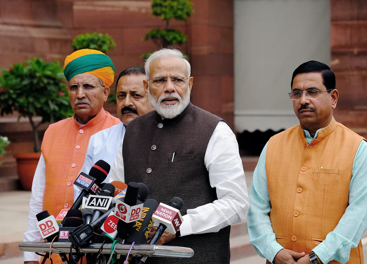 Modi Calls for Houses and Toilets for All Citizens in ‘New India’