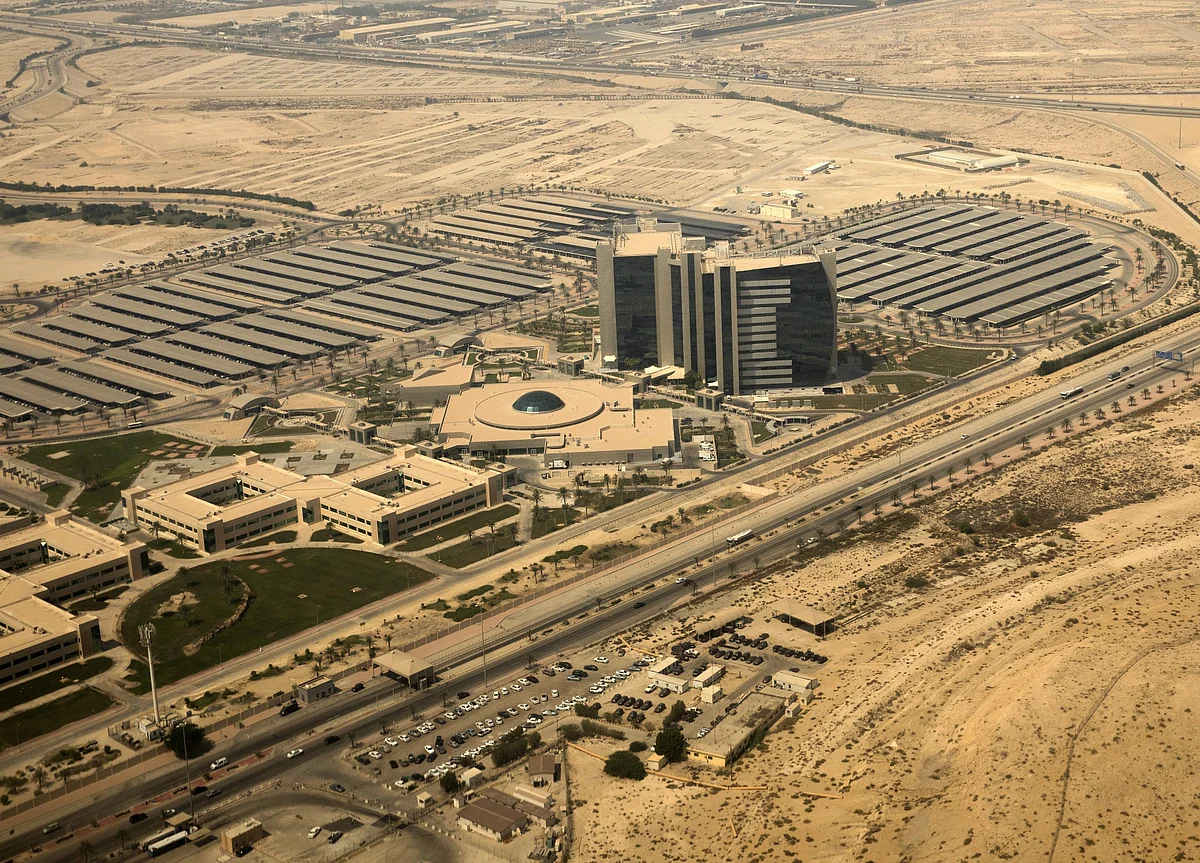 Saudi Regulator Scraps Ownership Limit for Strategic Investors