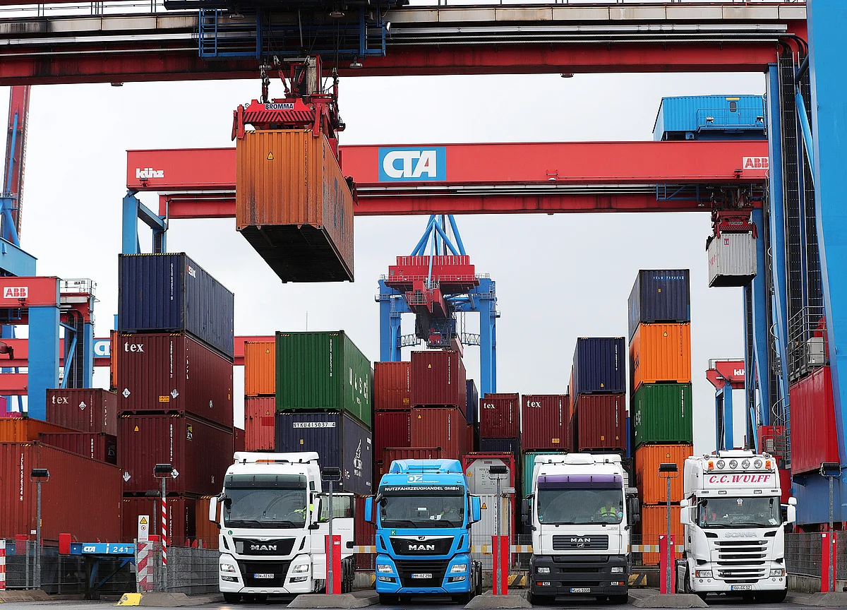 WTO Says Global Trade Restrictions at Second-Highest on Record