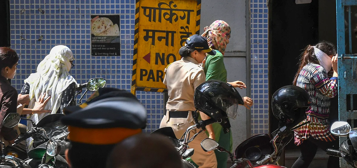 The three doctors accused in the Payal Tadvi suicide case arrive at session court, in Mumbai. (Photographer: Shashank Parade/PTI)