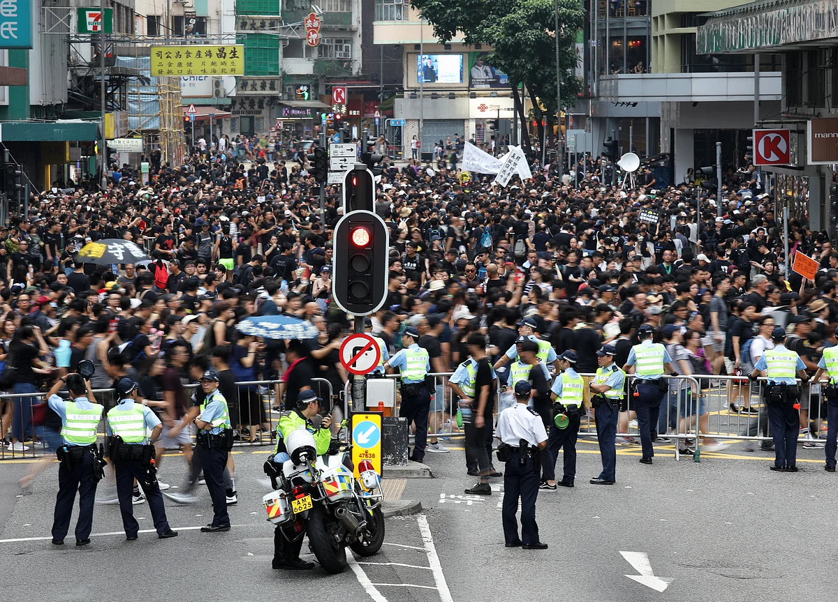 Protesters Swell in the Streets of Hong Kong Calling for Leader to Resign