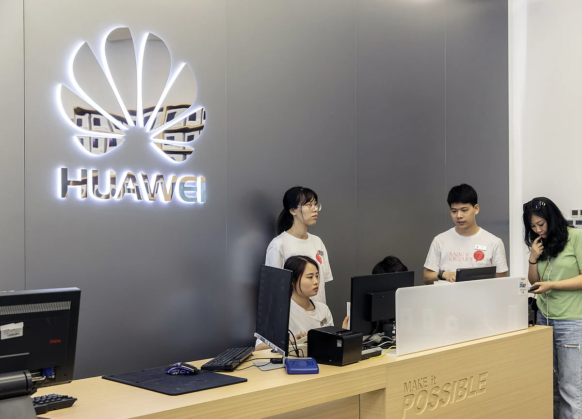 Embattled Huawei to Exit Undersea Cable Business After Trump Ban