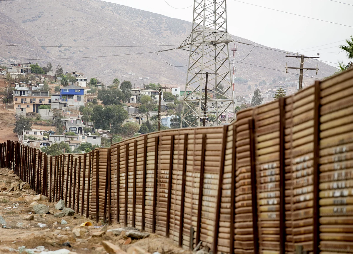 Mexico Proposes Sending National Guard to Southern Border