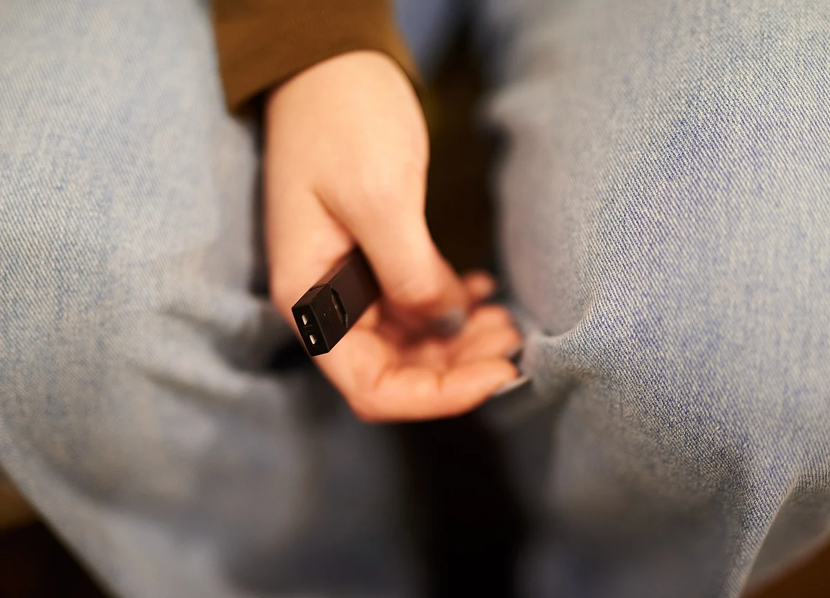 Juul May Have Hard Time Getting E-Cig Approved, Ex-FDA Chief Says