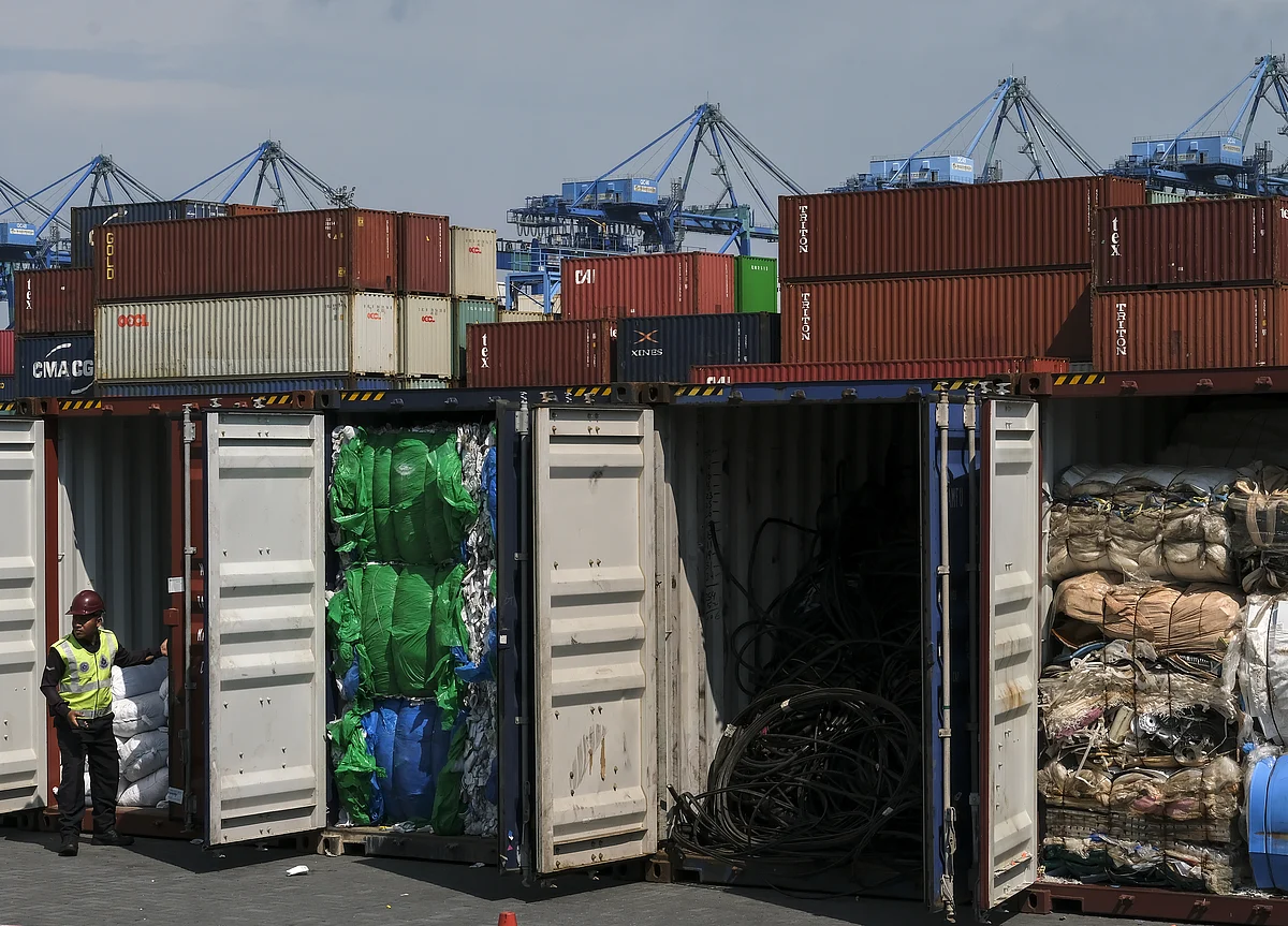Japan's Waste-to-Power Fix for Asia Undercuts Lower Carbon Goals