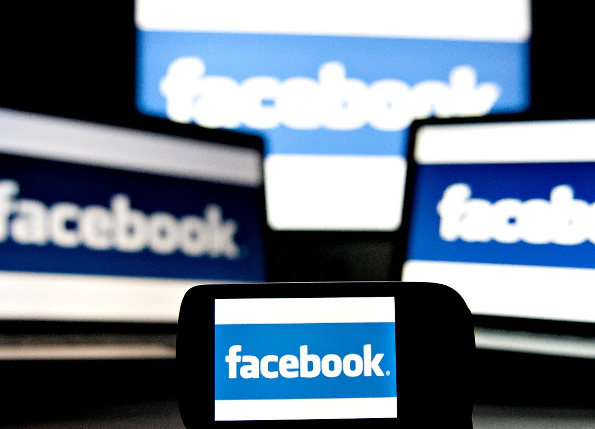 Facebook Didn't Uphold Political Ads Policy, Rights Group Says