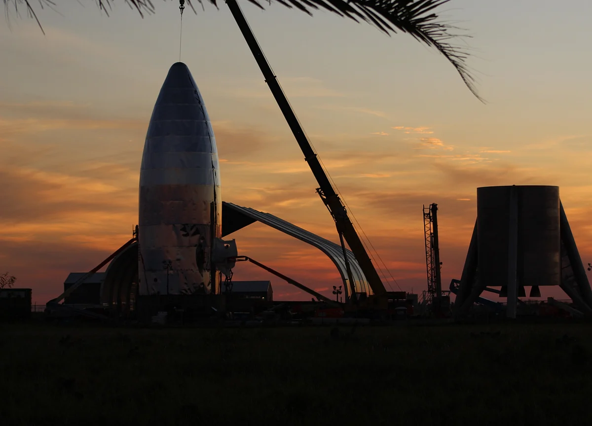 SpaceX Attempts ‘Big Bang’ Military Mission With Massive Rocket