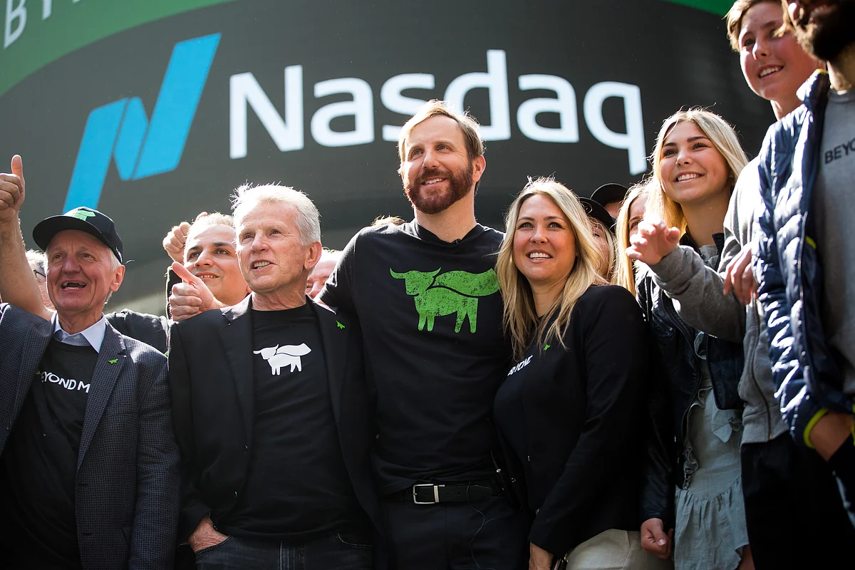 Ethan Brown, founder and CEO, center, with guests during the company’s IPO at the Nasdaq MarketSite in New York, U.S., on Thursday, May 2, 2019. (Photographer: Michael Nagle/Bloomberg)