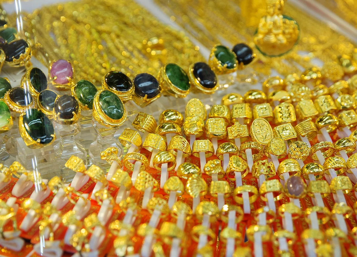 Gold Gains to Near Highest Since 2013 as Bulls ‘Back in Control’