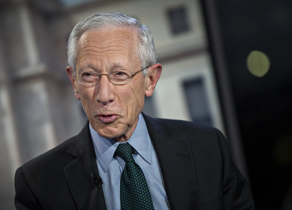 Stanley Fischer Says Powell Out If Trump Re-Elected in 2020