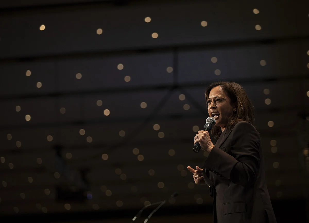 Kamala Harris Vows Executive Action to Allow Citizenship for Dreamers