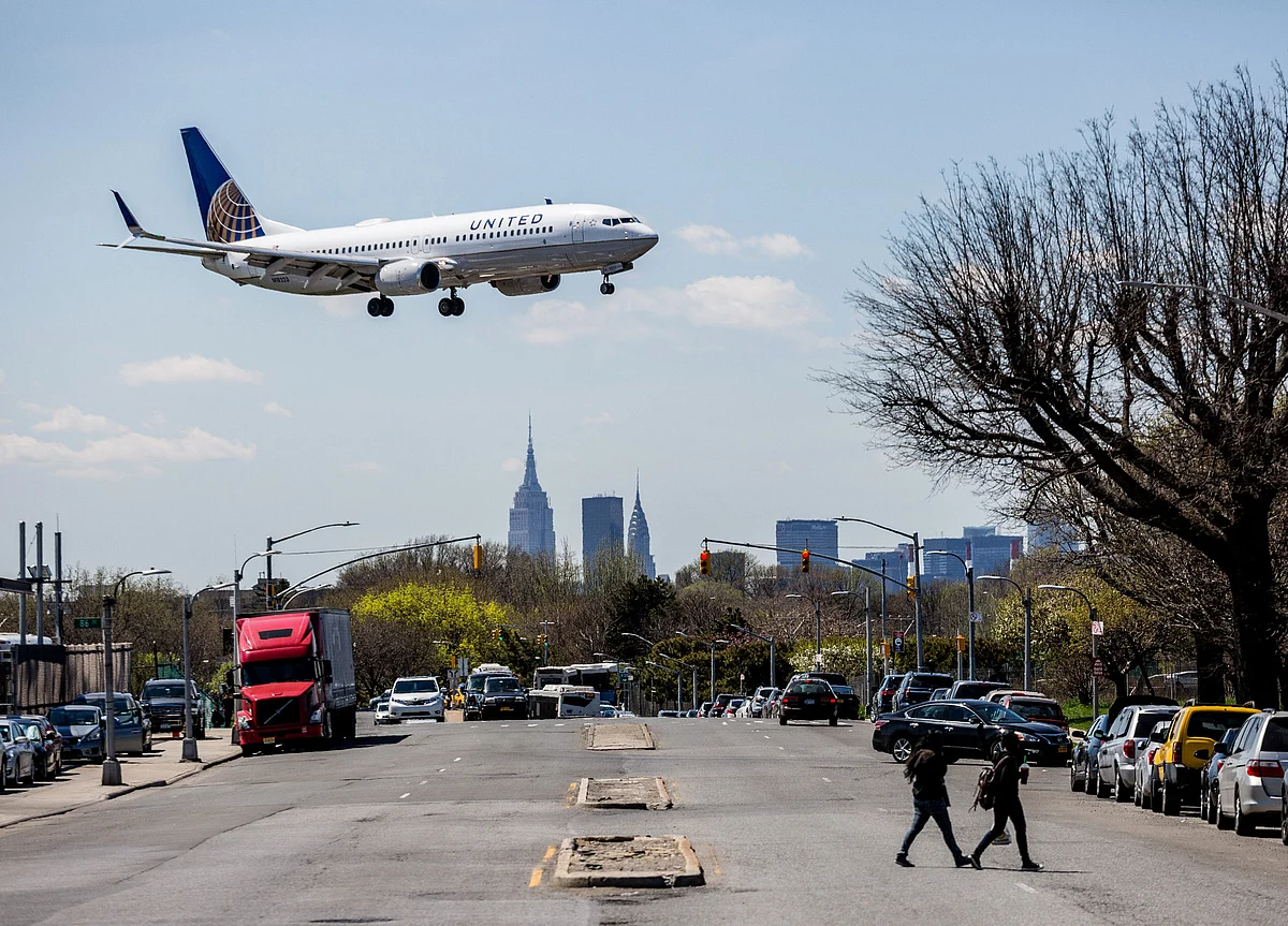 United Suspends Route After Iran Downs U.S. Drone