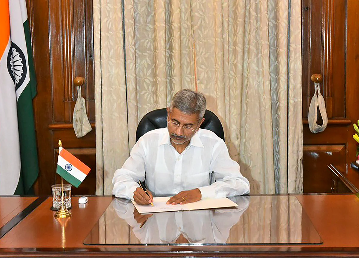 India Picks Career Diplomat as Foreign Minister Amid Trade War