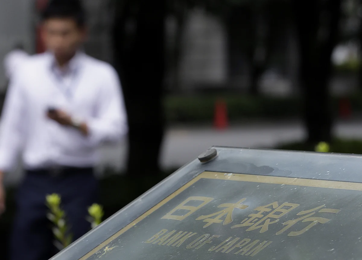 Asian Central Banks Start Year Juggling Politics, Policy Reviews