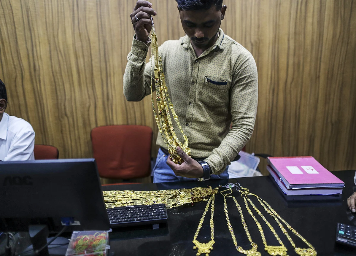 Gold Imports by India Jump in May as Prices Drop to Year's Low