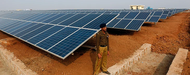 Tata Power Ntt Com Netmagic Partner To Set Up A Solar Power Plant In Solapur