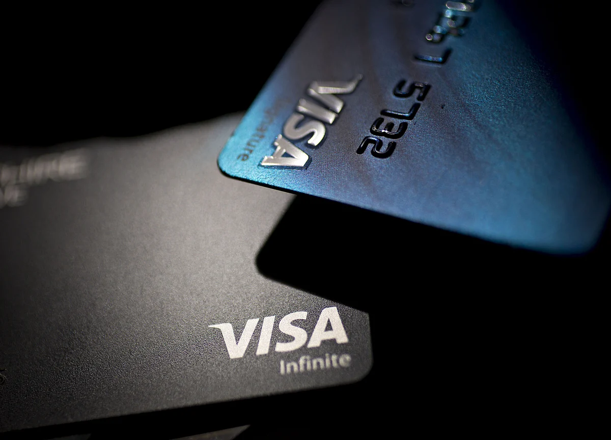 Visa Gets Boost From Non-U.S. Consumers as Spending Misses