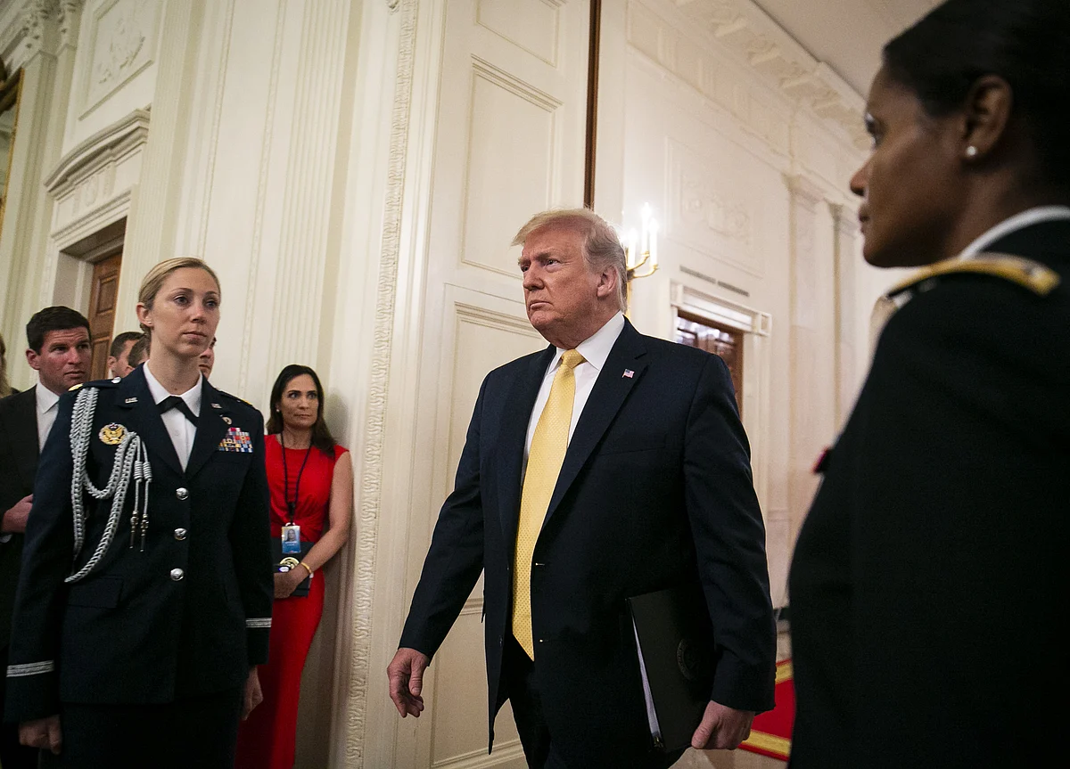 Trump Warns Facebook Over Its Plan to Create a Digital Currency