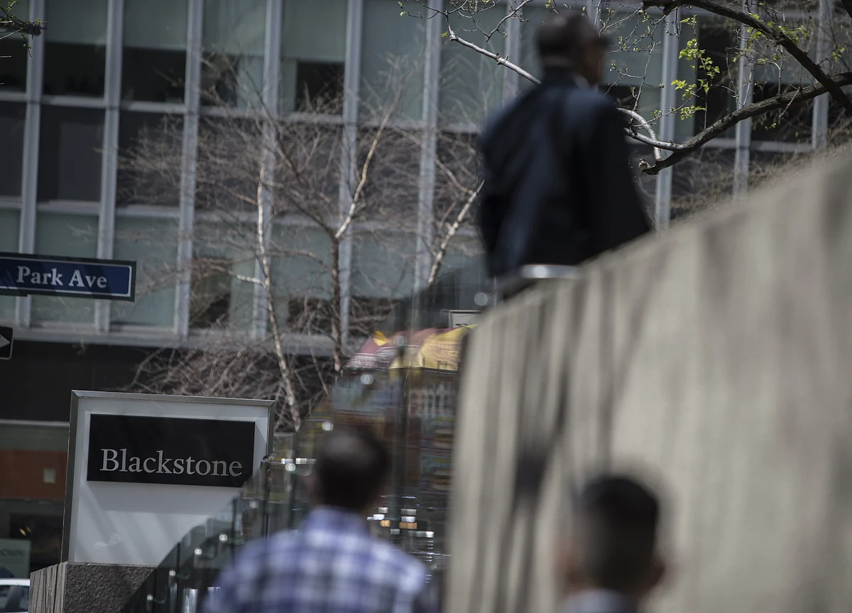 Blackstone Near Deal for $1.1 Billion Mortgage Book
