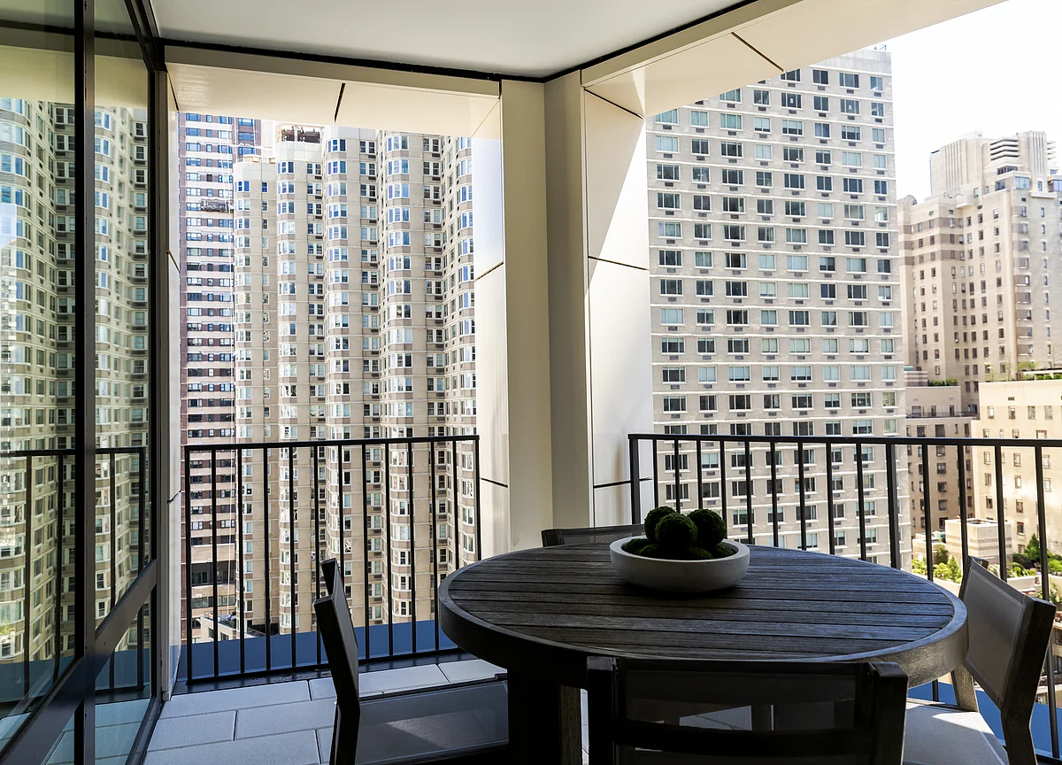 Amazon-Realogy Partnership Ripples Across the Housing Market