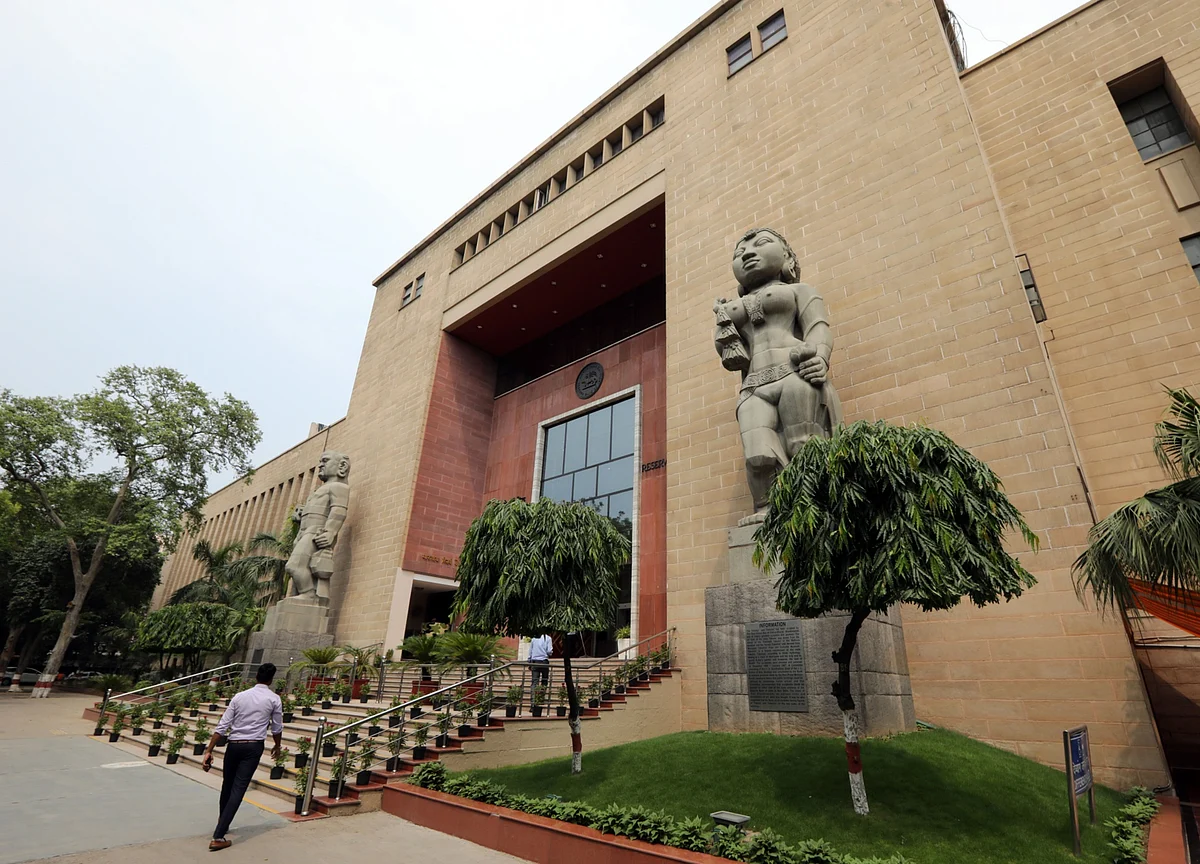 India’s War on World’s Worst Bad-Debt Pile Stalled by Regulators