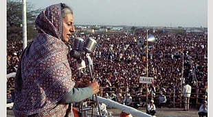 Indira Gandhi at a campaign rally in 1971. (Photograph: Indian National Congress)