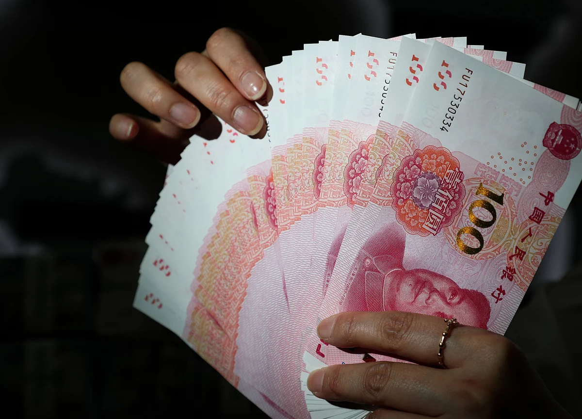 Trade War Hands China Chance to Globalize Yuan, Central Banker Says