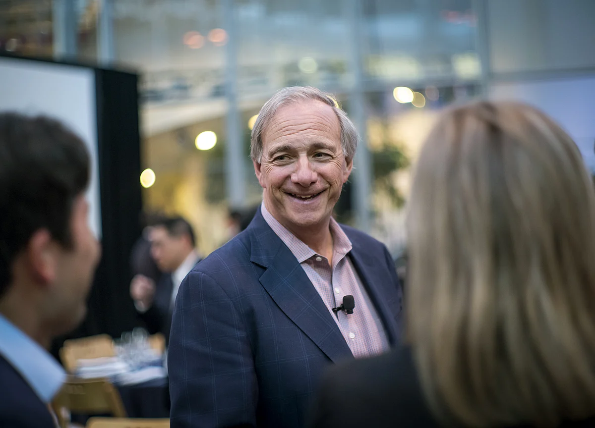 Ray Dalio Adds to Growing Gold Chorus as Mint CEO Awaits Retail Nod