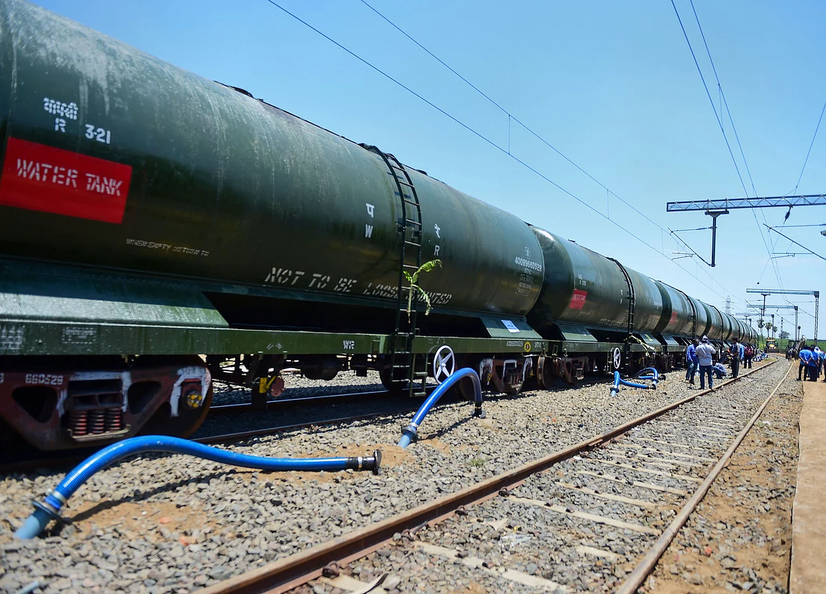 Train Carrying Water From Jolarpettai Arrives In Chennai