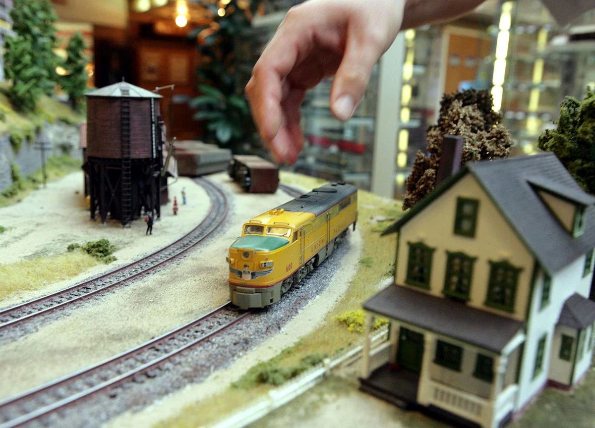Chinese Engineer Accused of Stealing U.S. Train Maker's Secrets
