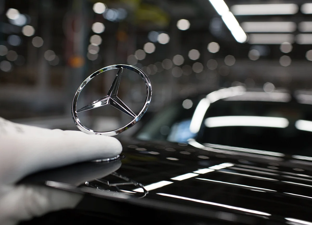China's BAIC Takes 5% Stake in Daimler to Boost Partnership