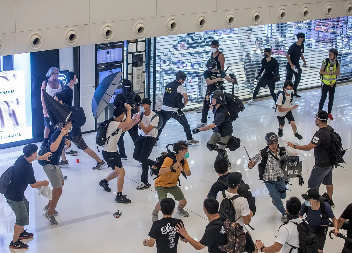 From Pizza Hut to Yoshinoya, Brands Are Caught in Middle of Hong Kong’s Protests
