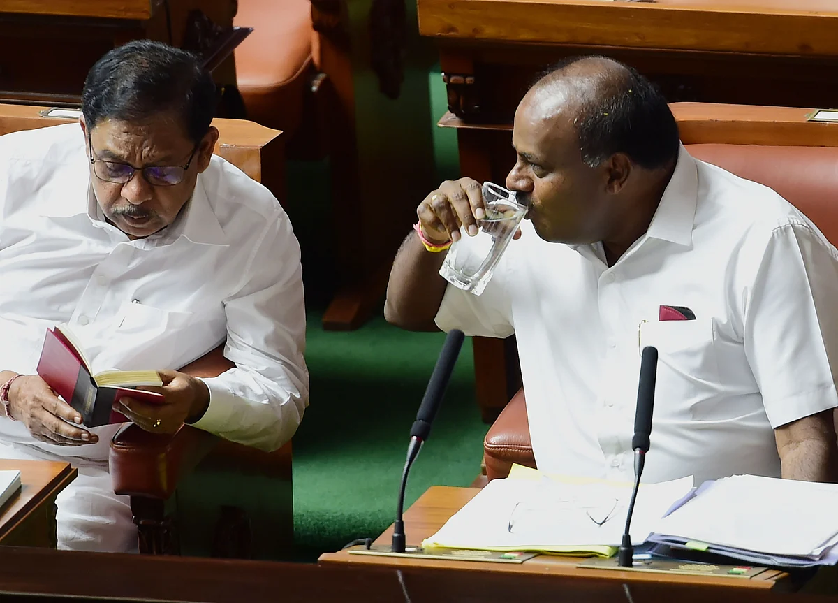 Karnataka Governor Asks Kumaraswamy To Prove Majority By 1.30 P.M. Friday