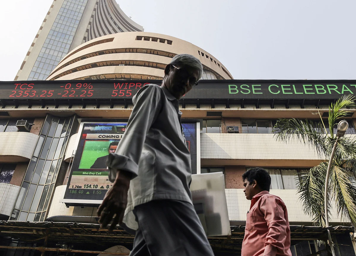 Private Lenders Help Nifty Stop Losing Streak