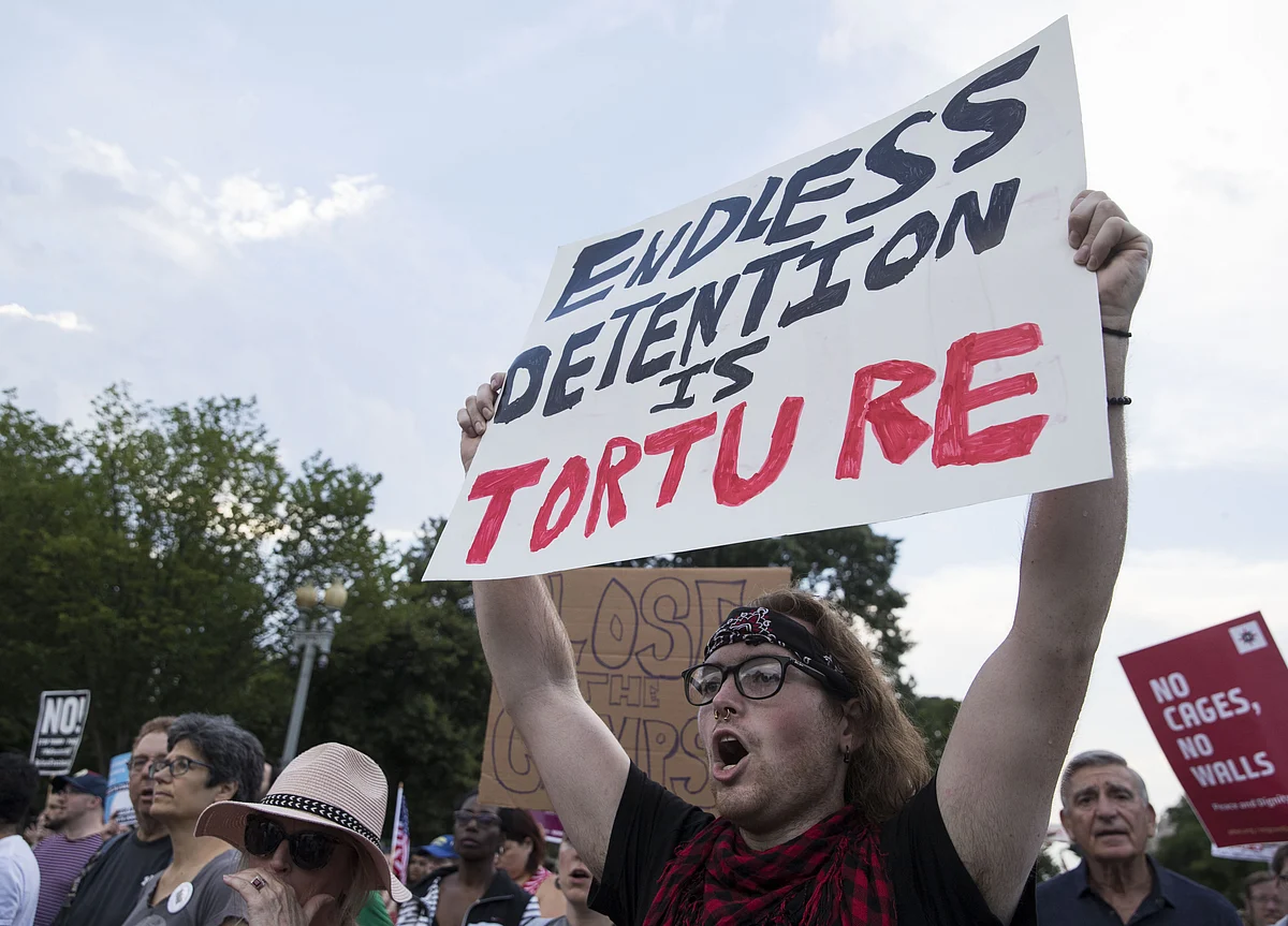 Crowded Detention Facilities Spur GOP to Question Asylum Laws