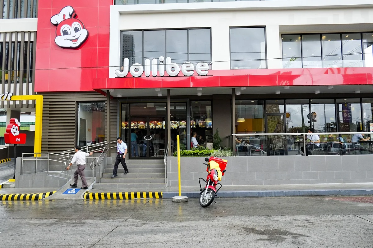 Jollibee Buys Coffee Bean for $350 Million; Shares Fall 8%