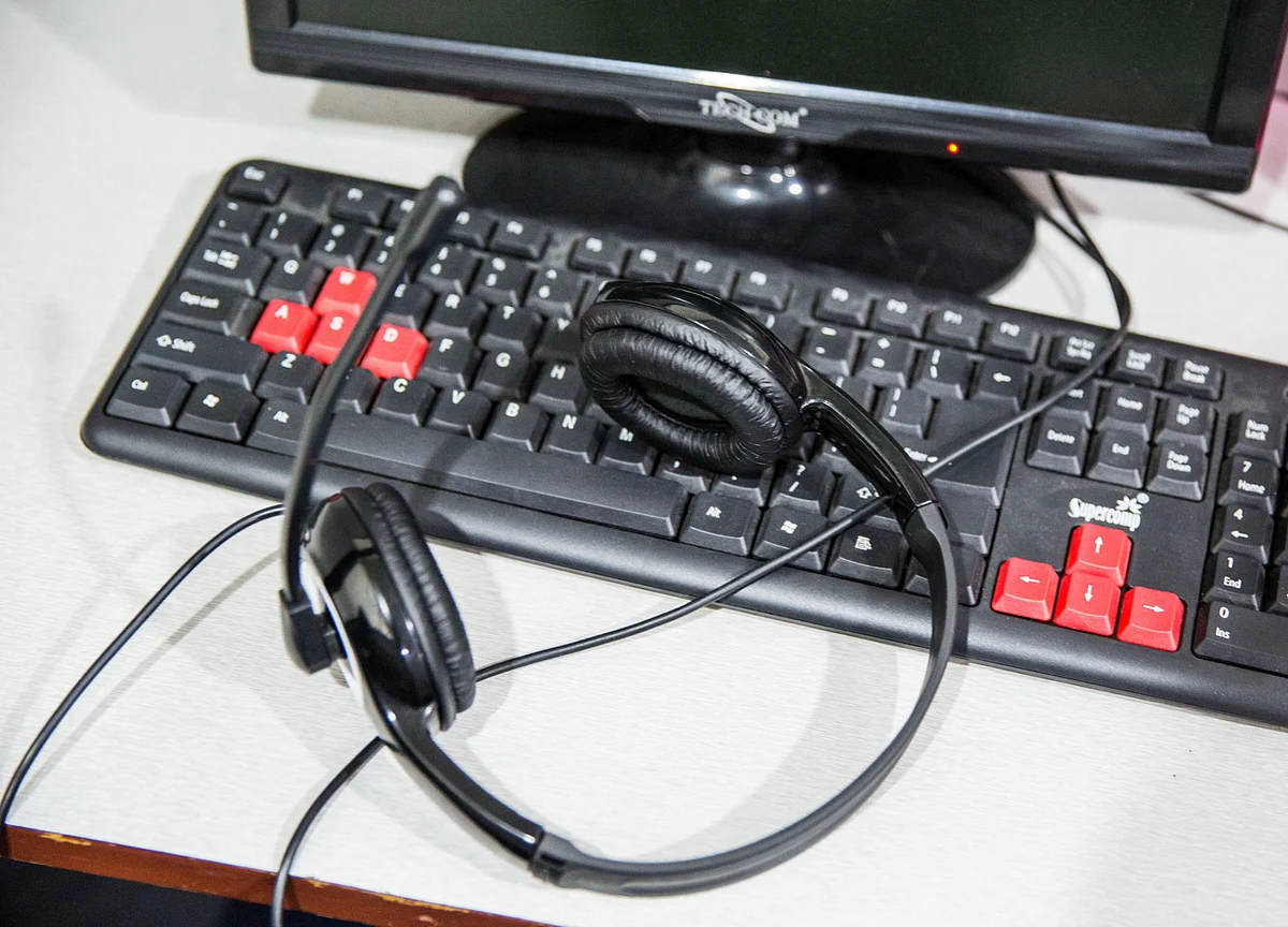 50,000 New Call-Center Jobs at Risk in Duterte Plan