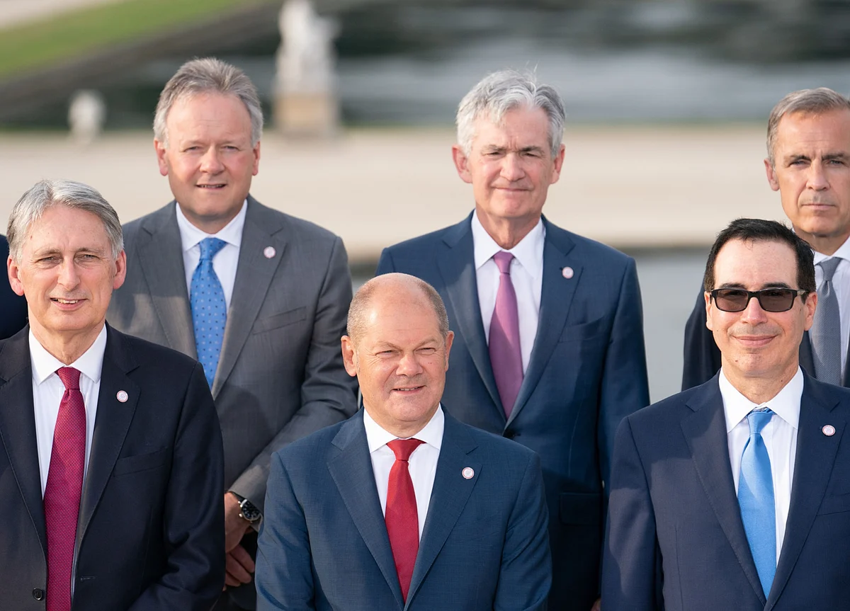 Global Economy Threats Prompt Cautious G-7 Pledge on Fiscal Aid