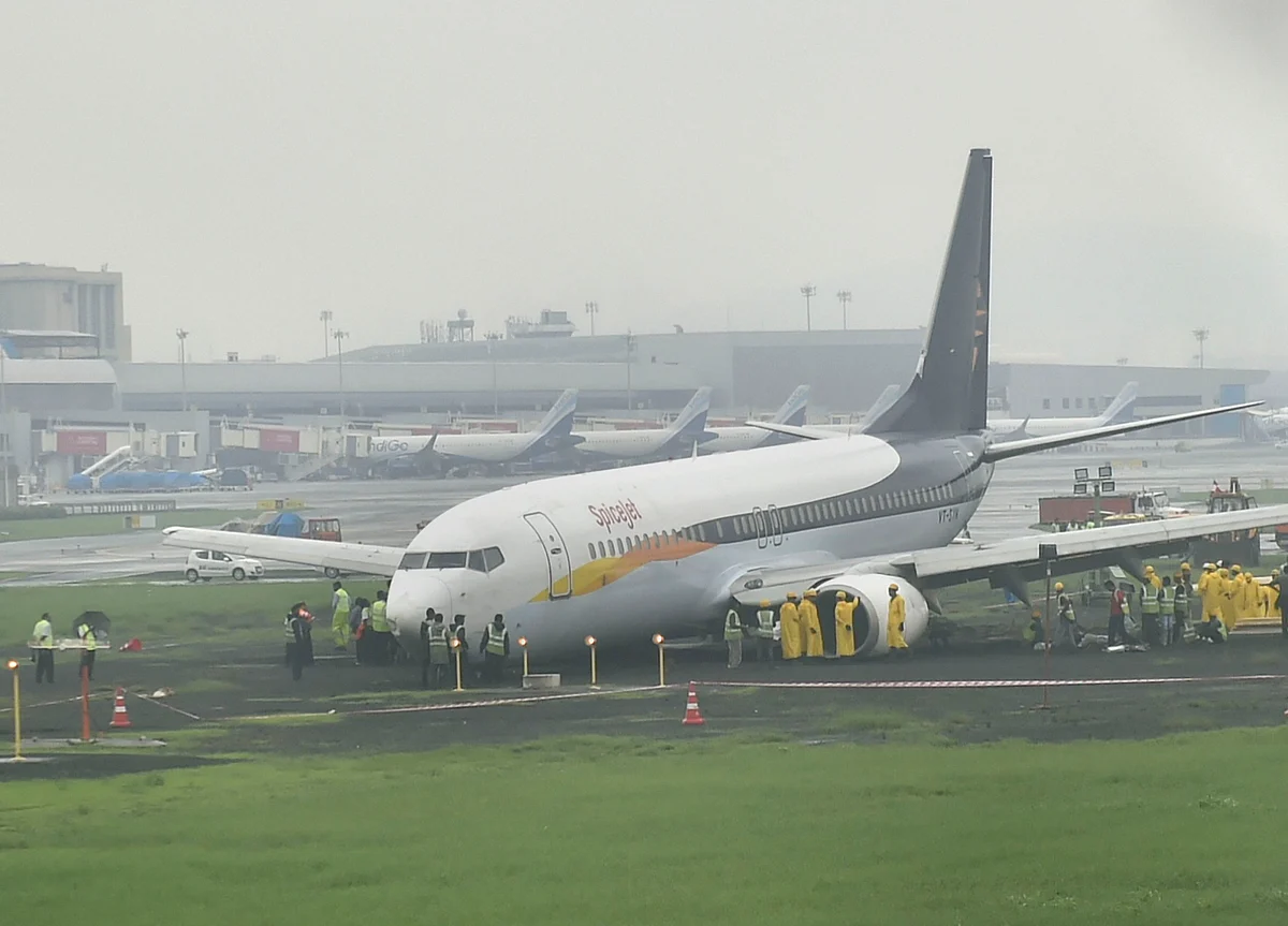 Flights Veering Off Runway: DGCA Grounds 12 Pilots