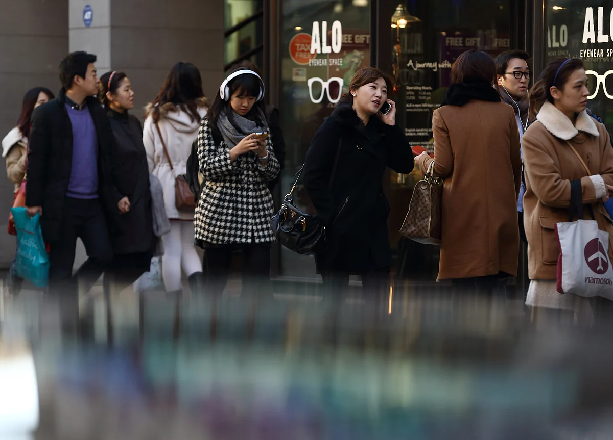 Japan-South Korea Feud Takes Dangerous Turn as Trump Stays Quiet