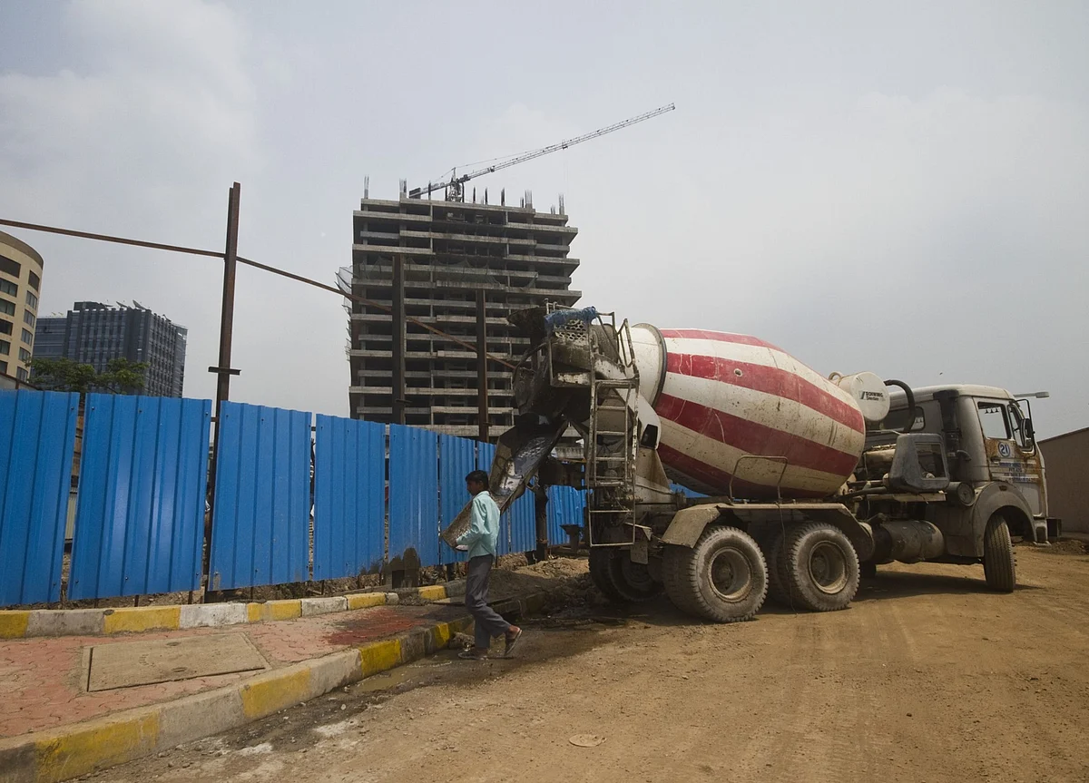 Dewan Housing Posts First Loss as Business Grinds to a Halt