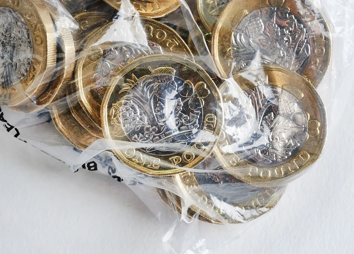 Pound Jolted Out of Summer Slumber as No-Deal Brexit Din Grows