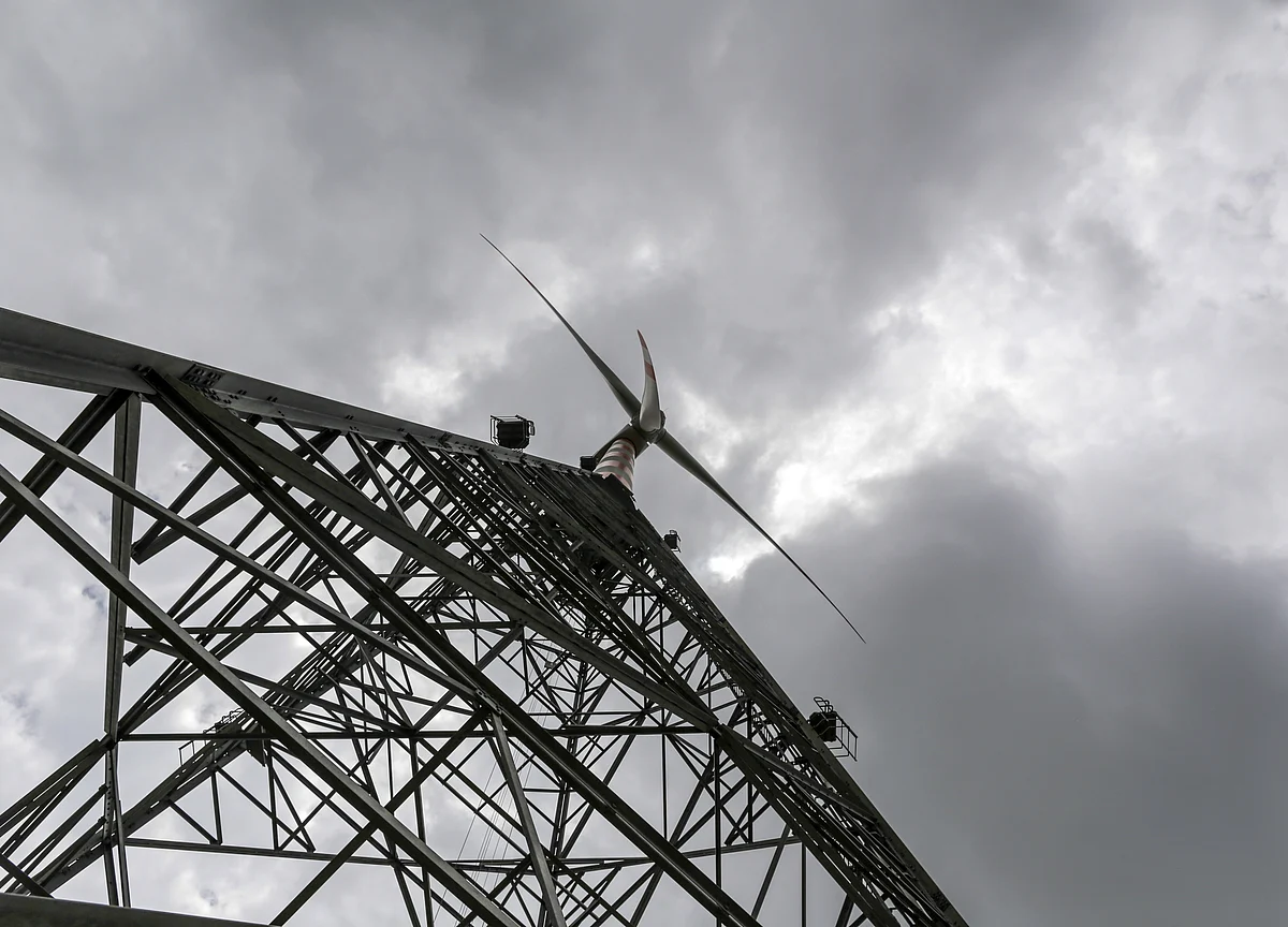 Suzlon Said to Propose $1.2 Billion Stressed Debt Settlement