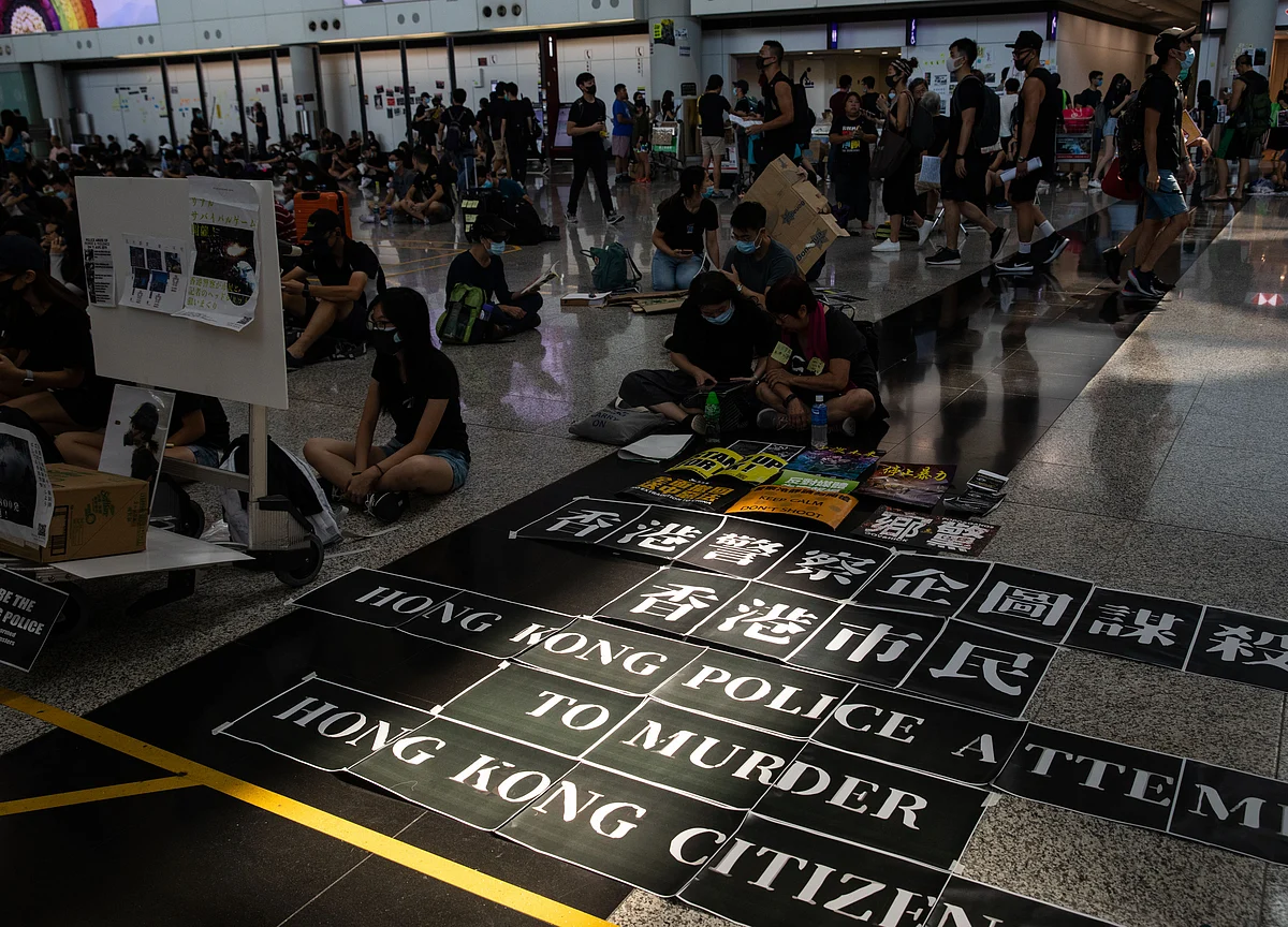 Airport Cleans Up After Night of Protest Chaos: Hong Kong Update