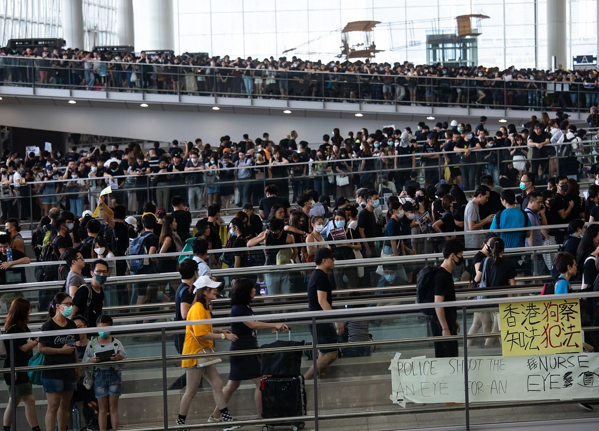 Hong Kong’s Next Crisis May Be Economic as Protest Fallout Grows