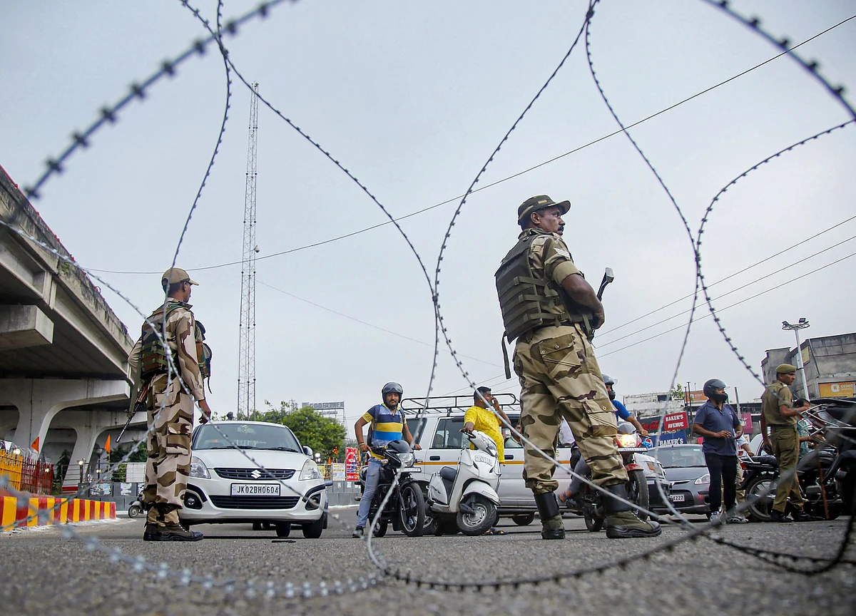 Boldest Kashmir Move in 70 Years Boosts Modi, Provokes Pakistan